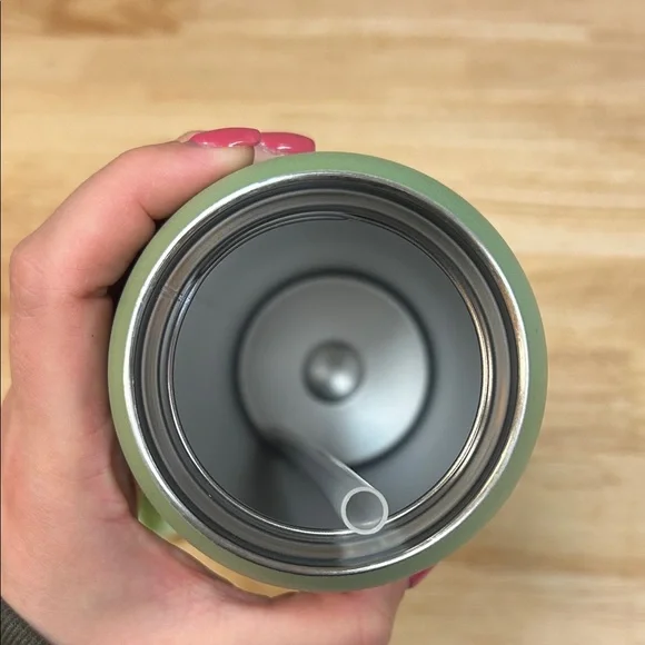 Ello Sage Green Water Bottle with Flip Lid - Picture 7 of 8